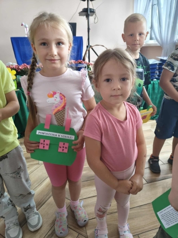 received_895517739797360.jpeg