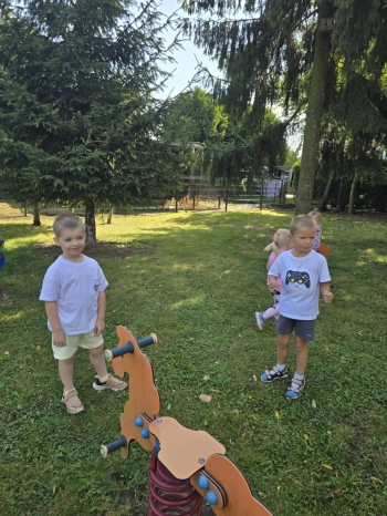 76006660-e9ac-4aa0-81a8-64a3b9c4ca41