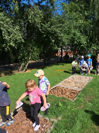 99ccaa00-7940-42a1-9634-231736b3ff1e