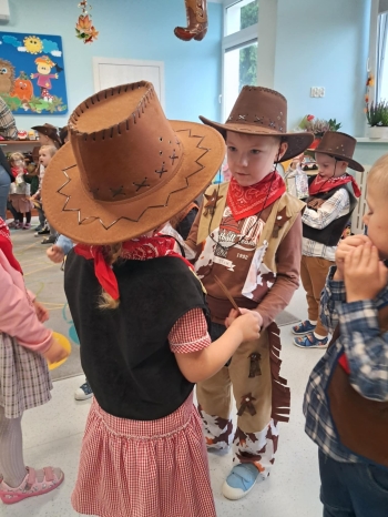 1d320859-37a5-43a4-83c5-014c47733579 (1)