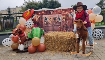 f2b3a1f9-6bec-4b23-9100-f7b2c19801d7