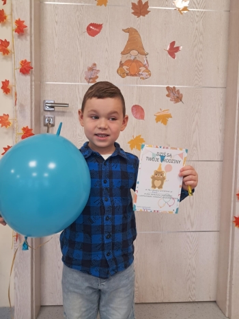 dec40752-36d3-4f2b-8aab-b28b3c6ae627