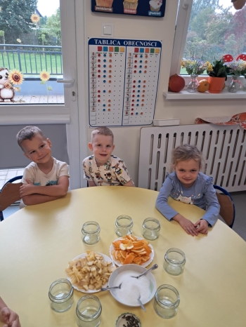 90bb8b87-6d35-406b-b872-a1400a3ae8a1