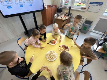 9a284d7f-d352-4158-84da-26f97f09b916