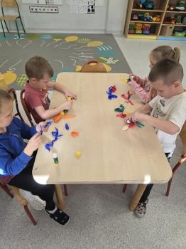 inbound2504685573474390674