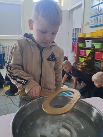 1bad9b77-3630-4069-91ac-4c9b2bee1771