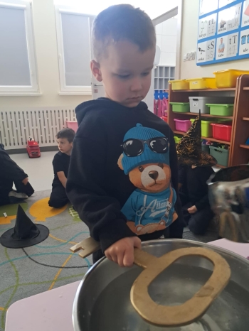 8f2704cf-7b0b-400b-831c-e77797802473