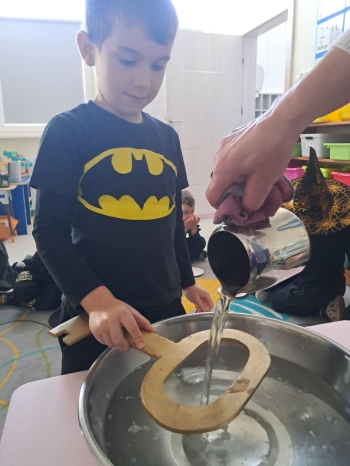 b2a418a1-d1c3-4219-a791-7ba97358e8d4