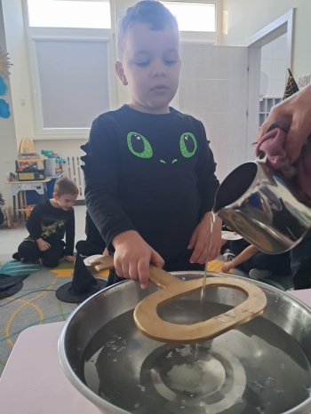 d5970787-4060-4b90-9cbe-8f40eacea6a8