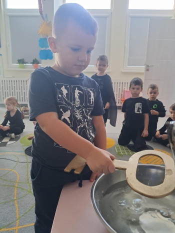 f273de20-47d0-4811-bb0e-89c969e1e668