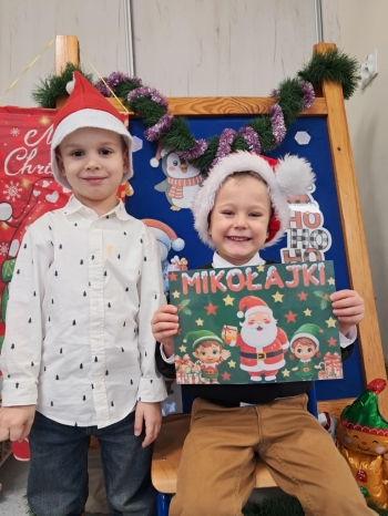 dc7923f8-0ea8-4273-ac06-8964a308f7c7