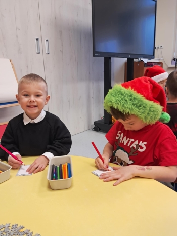 e0d12206-a703-4424-98c6-3db427e0c759