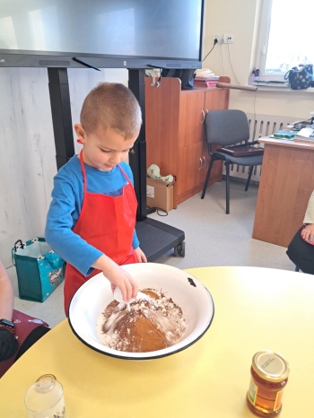 8c21ca78-77d0-4a08-9f94-67c2f39f3ab1