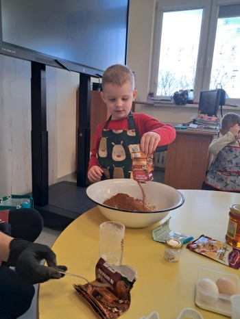 f3d0db50-b079-4173-8656-35296c1c3e6a