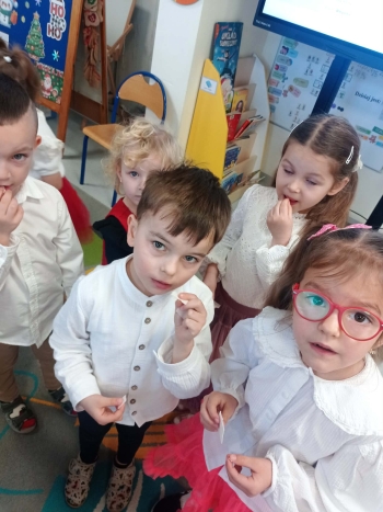 cf61712d-f3f0-4e3c-992e-25b15467f611