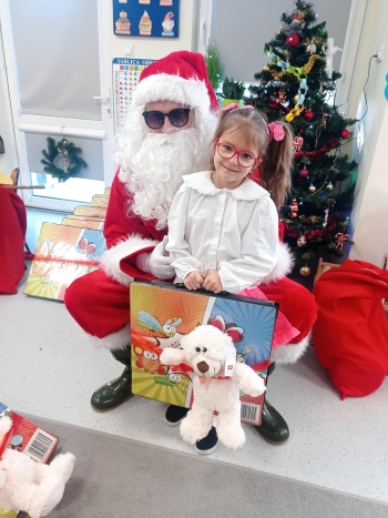 e090d393-0a4b-4af2-8e5c-51e0c1b44af0