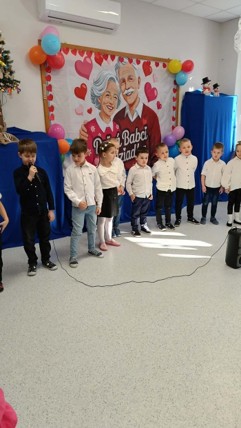 9f7c7007-0256-45fa-94d5-06ab96e3122f