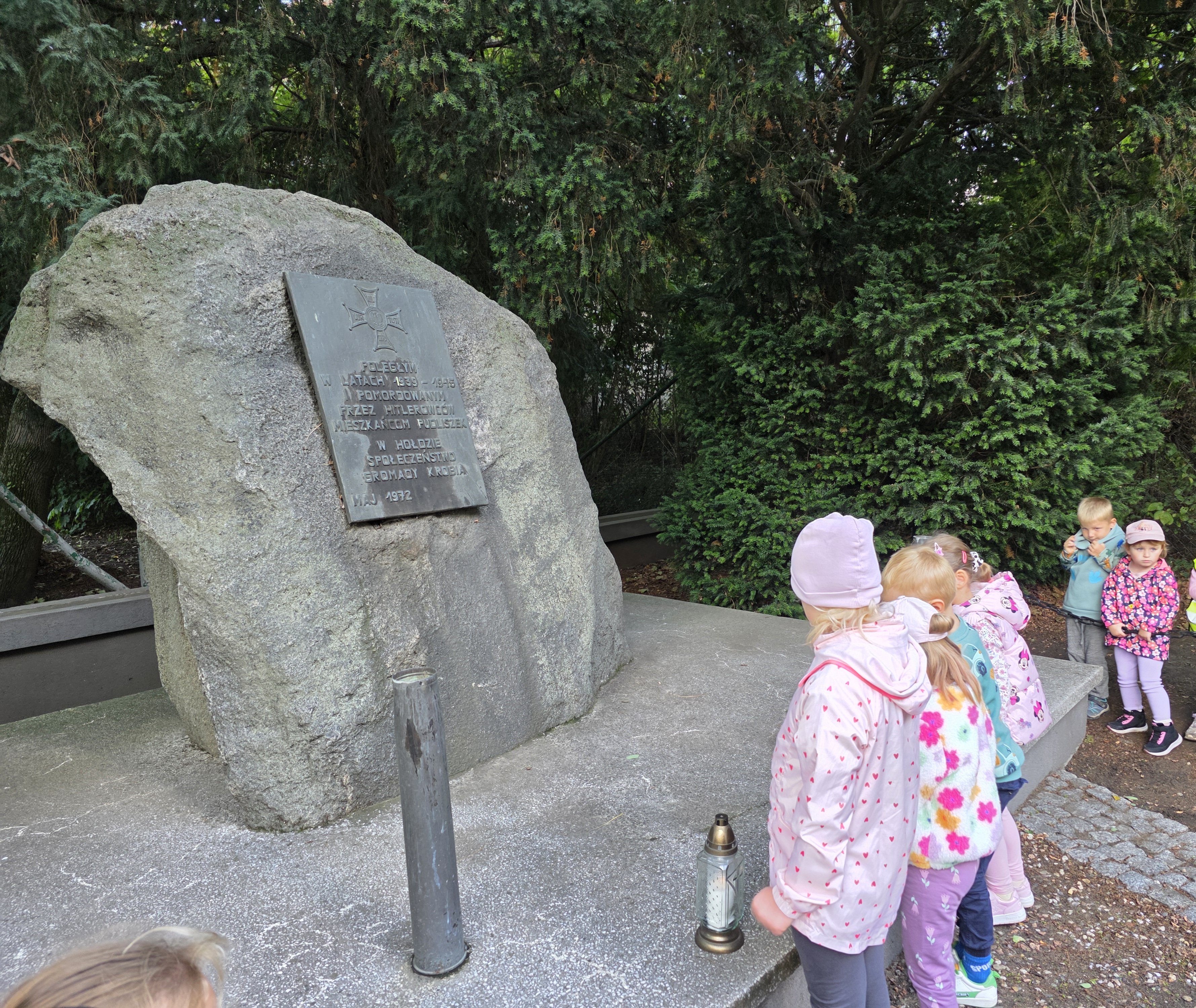 Obchody rocznicy upamiętniającej żołnierzy zamordowanych w Katyniu