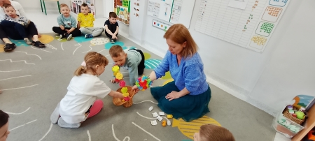 Wiosenne zajęcia logopedyczne w przedszkolu 